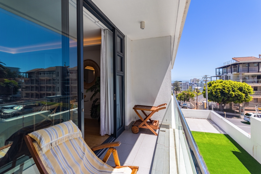 1 Bedroom Property for Sale in Sea Point Western Cape
